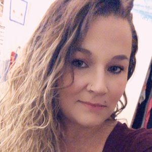 Meet your Posher, Courtney